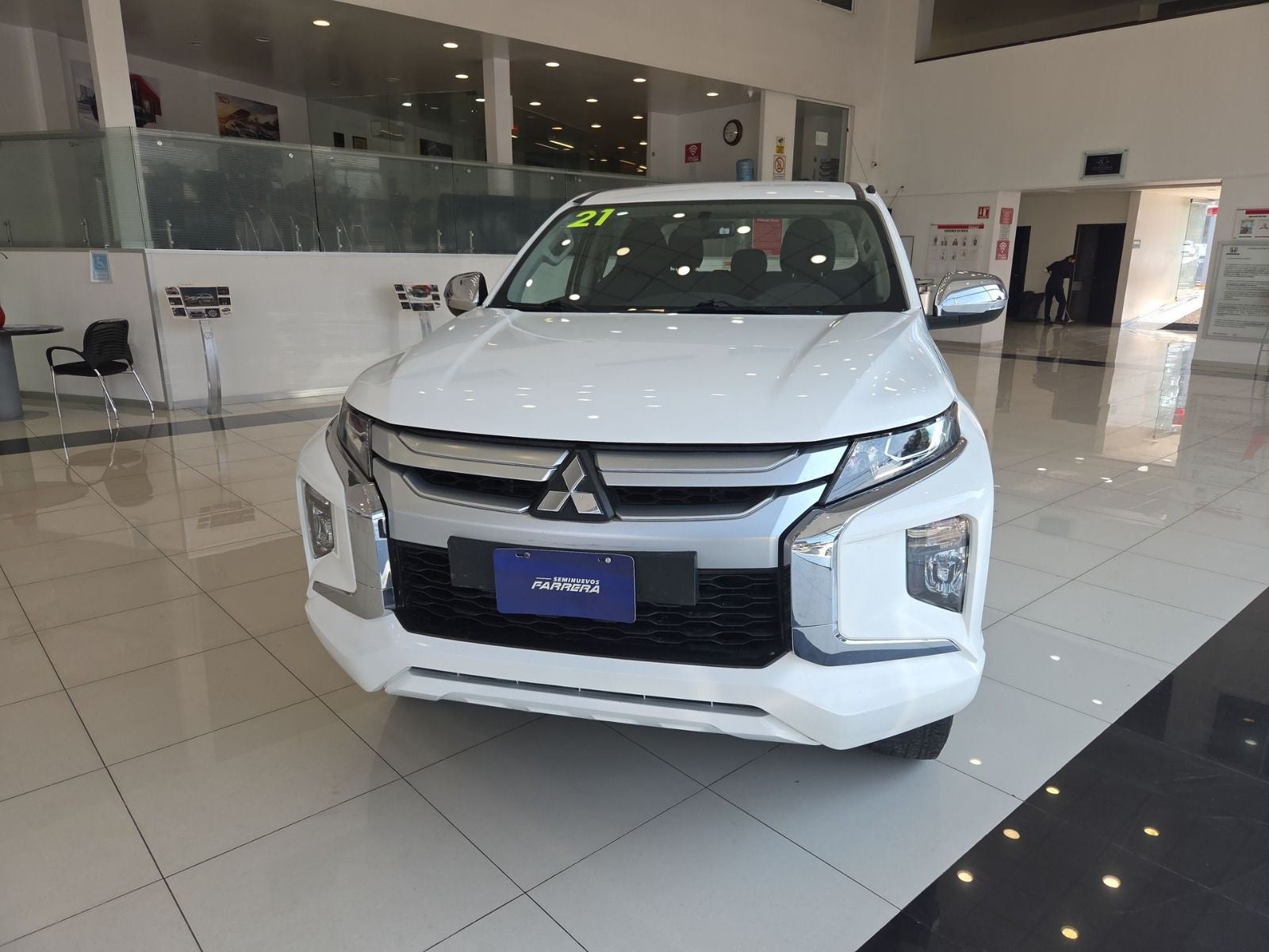 2022 Mitsubishi L200 2.4 GLX 4x2 Mt