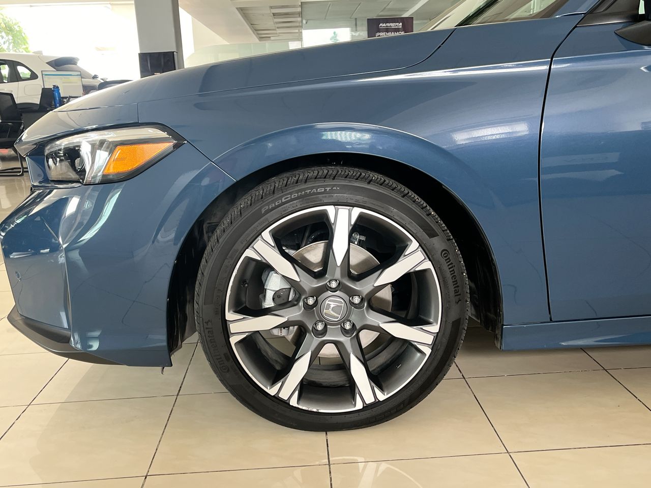 2025 Honda Civic 2.0 Touring Hev At