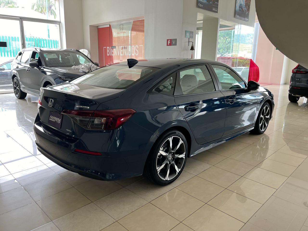 2025 Honda Civic 2.0 Touring Hev At