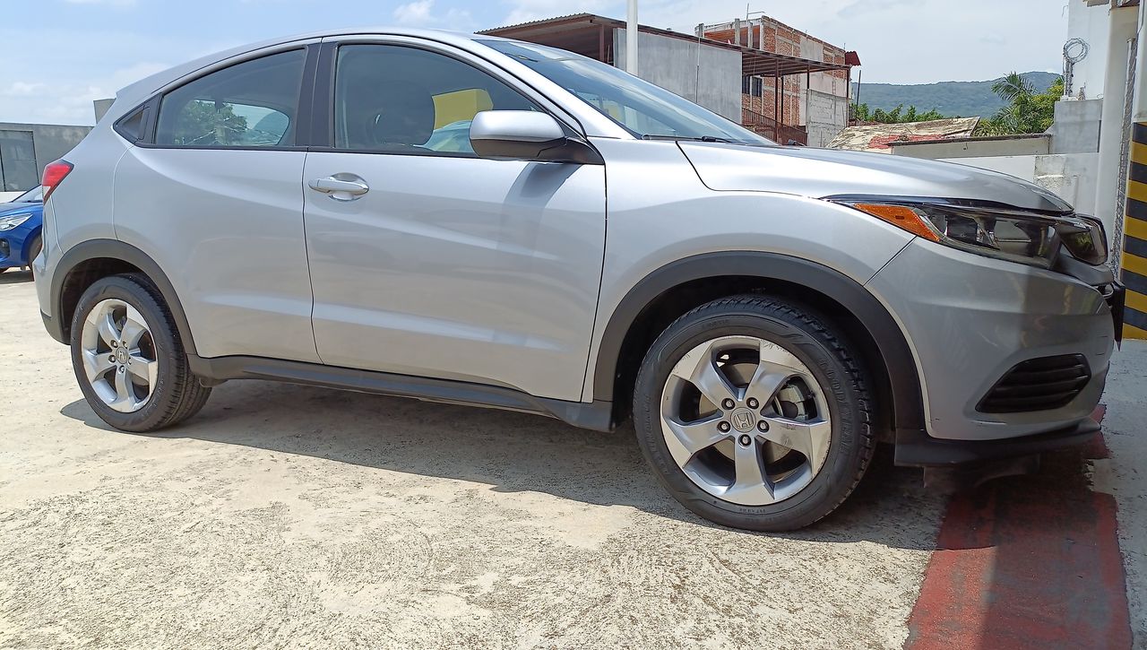 2022 Honda HR-V 1.8 Uniq Mt