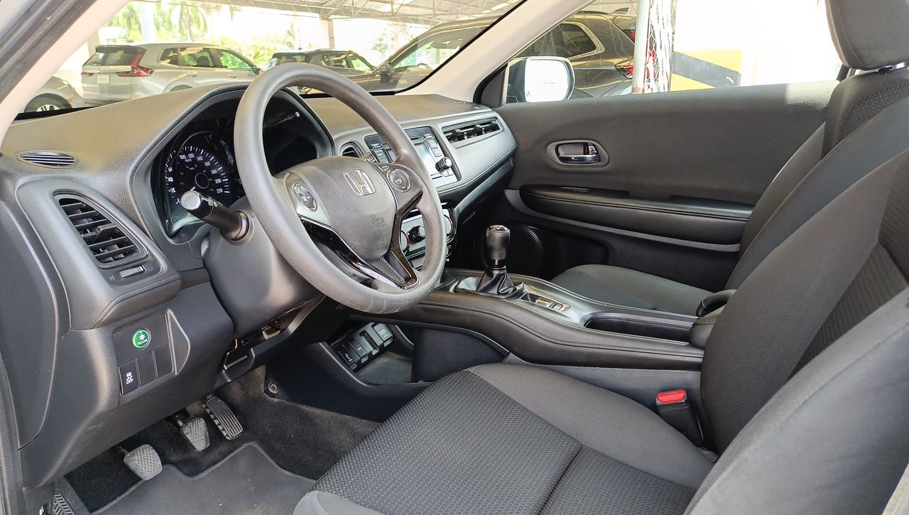 2022 Honda HR-V 1.8 Uniq Mt