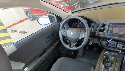 2022 Honda HR-V 1.8 Uniq Mt