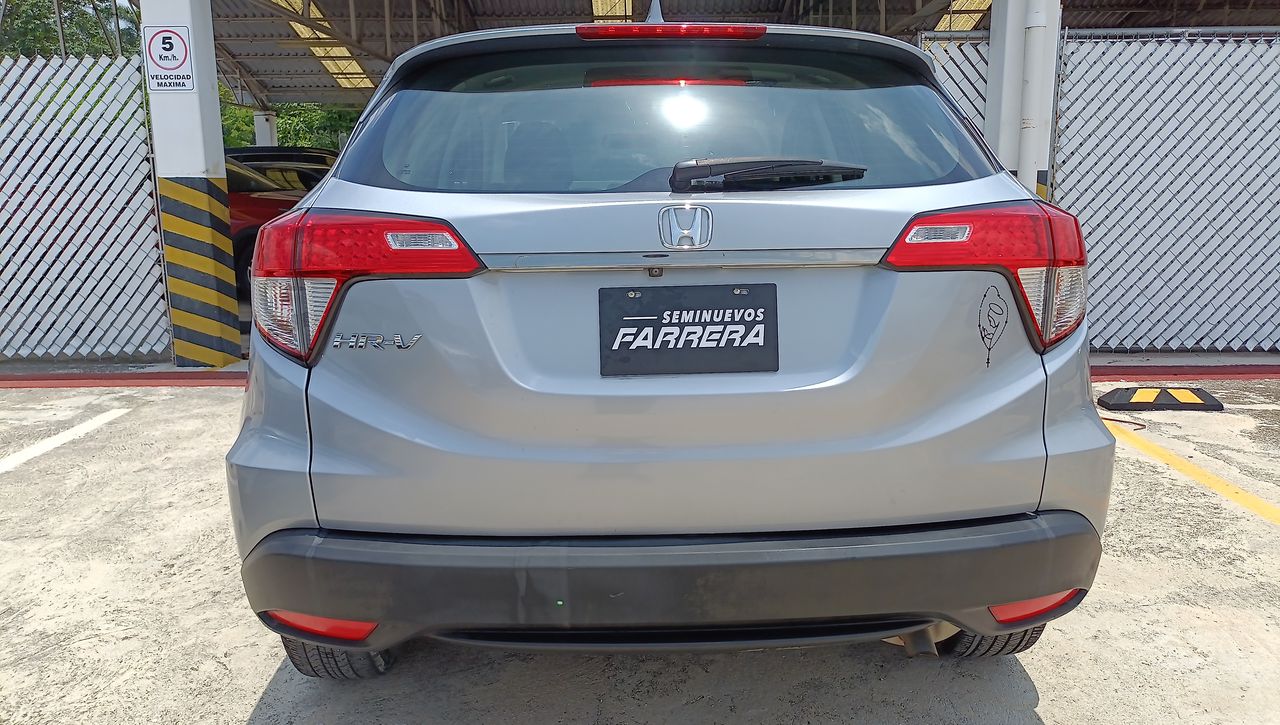 2022 Honda HR-V 1.8 Uniq Mt
