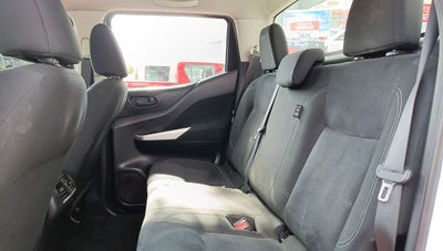 2020 Nissan NP300 Doble Cabina 2.5 SE Paq Seguridad Mt