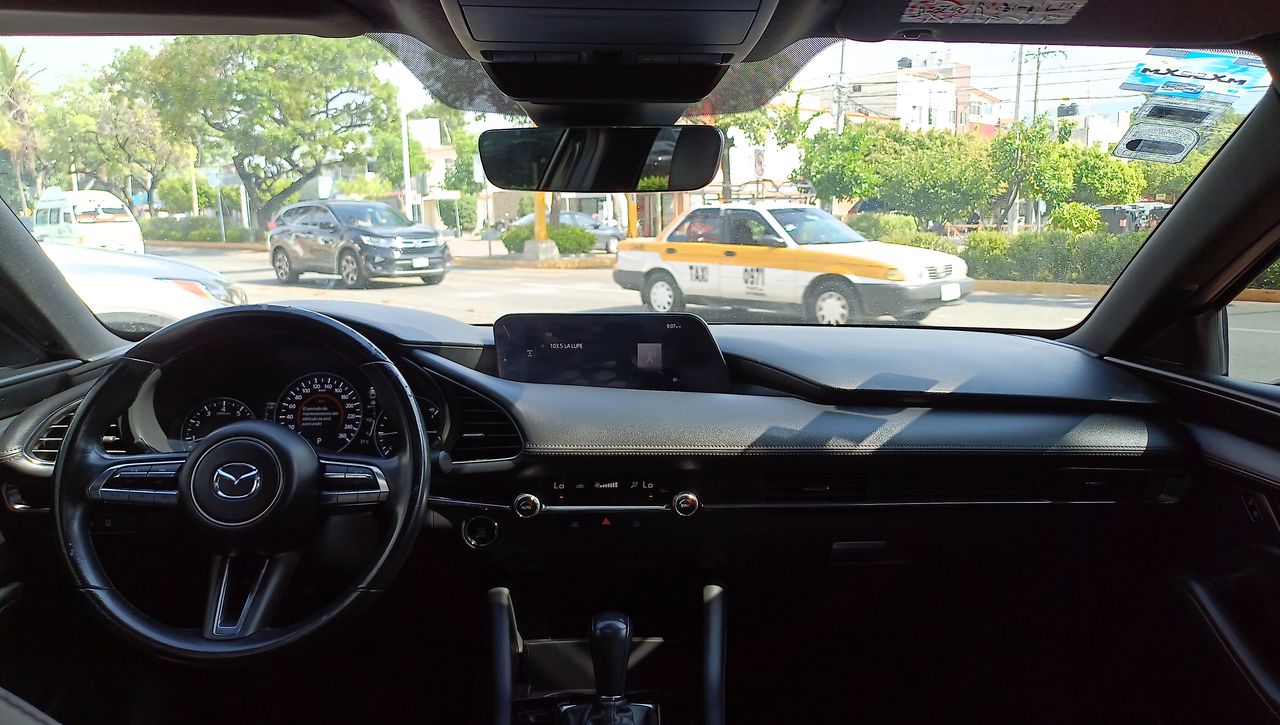 2022 Mazda Mazda 3 2.5 Signature Hb At
