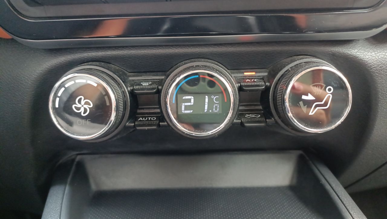 2025 Nissan Magnite 1.0 Exclusive Mt