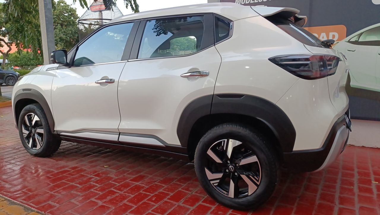 2025 Nissan Magnite 1.0 Exclusive Mt