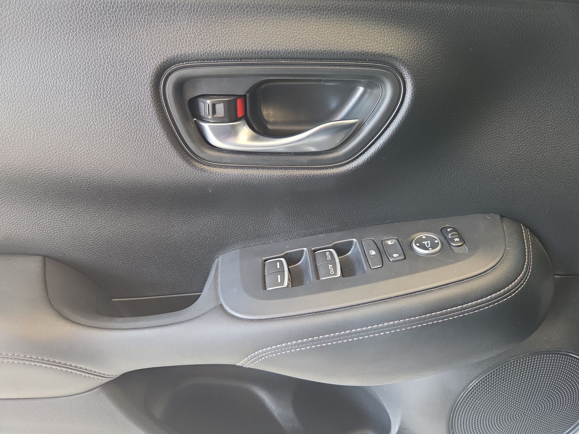 2025 Honda HR-V 2.0 Sport At