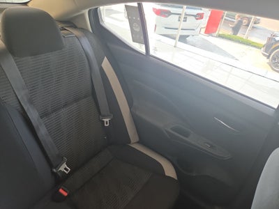 2021 Nissan Versa 1.6 Advance Mt