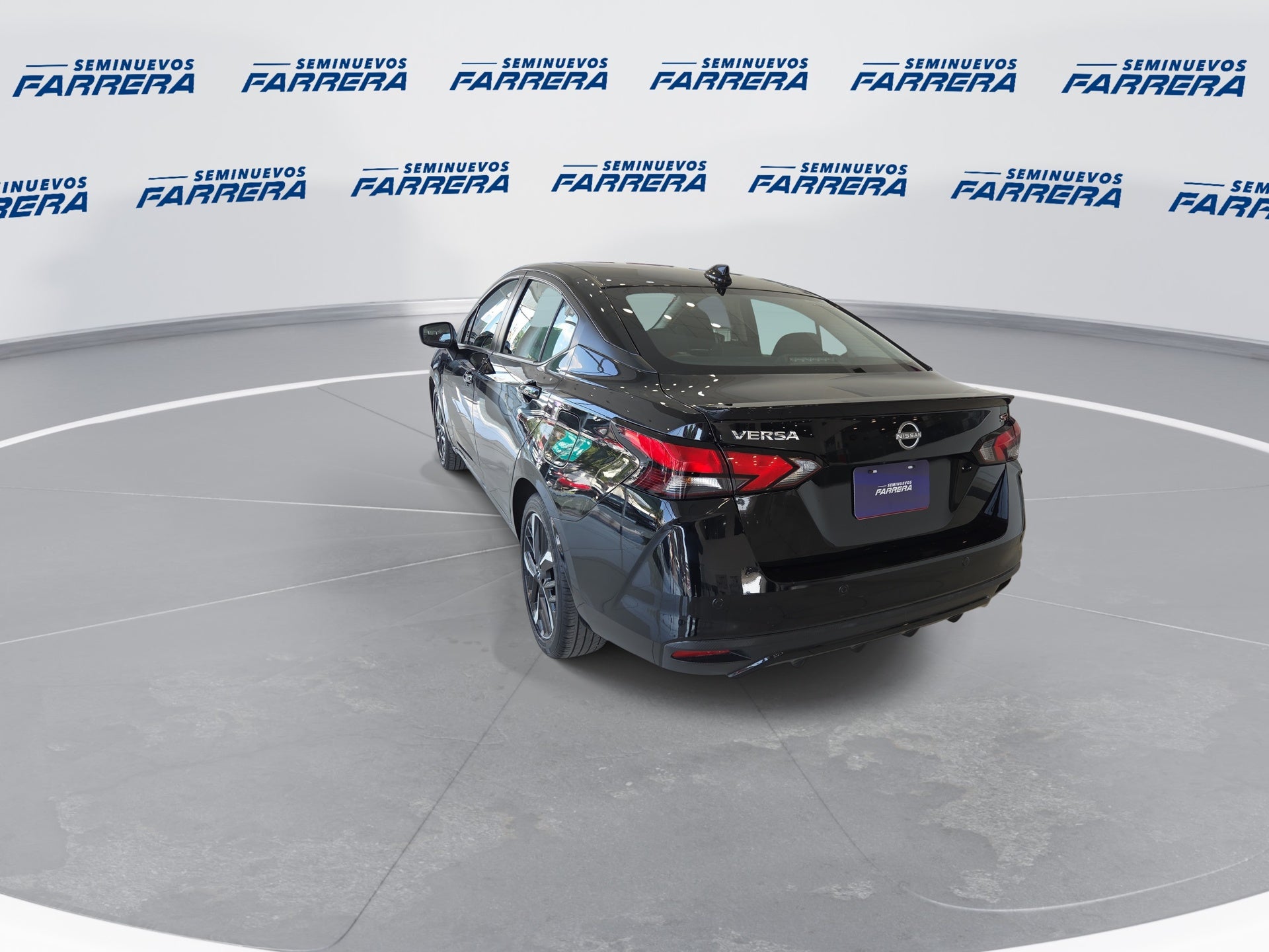 2024 Nissan Versa 1.6 SR At