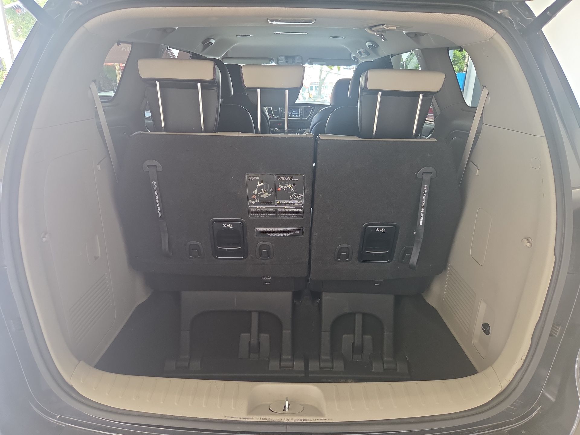 2019 Kia Sedona 3.3 V6 EX Pack Piel 7 Pasajeros At