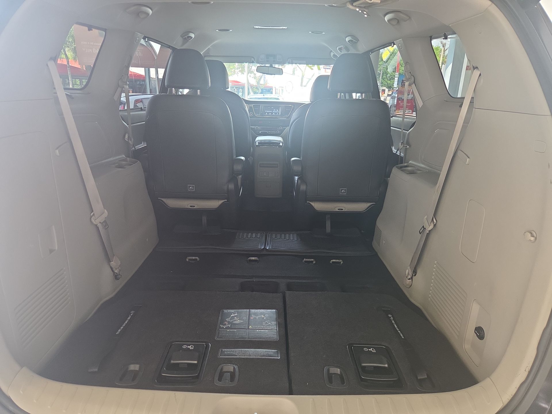 2019 Kia Sedona 3.3 V6 EX Pack Piel 7 Pasajeros At