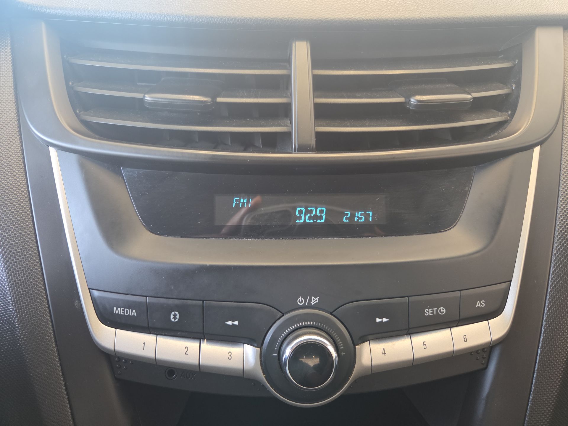 2023 Chevrolet Aveo 1.5 Ls Mt