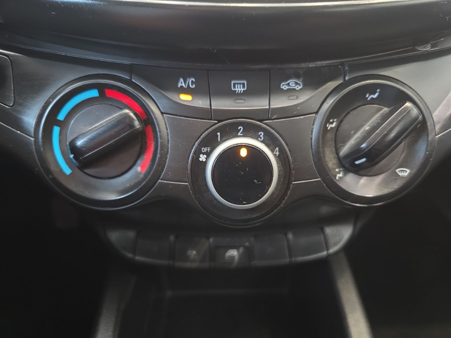 2022 Chevrolet Aveo 1.5 Ls Mt