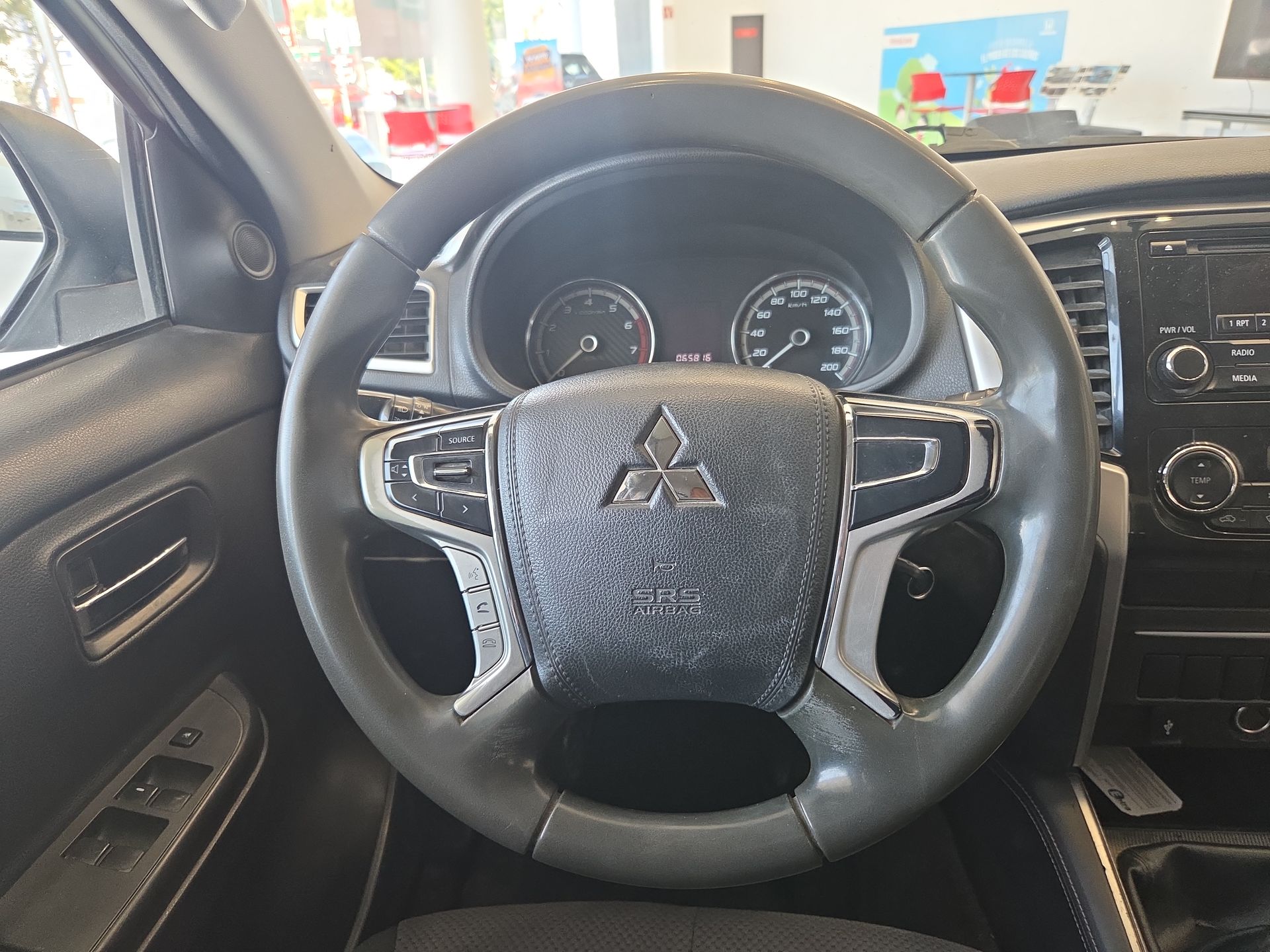 2022 Mitsubishi L200 2.4 GLX 4x2 Mt