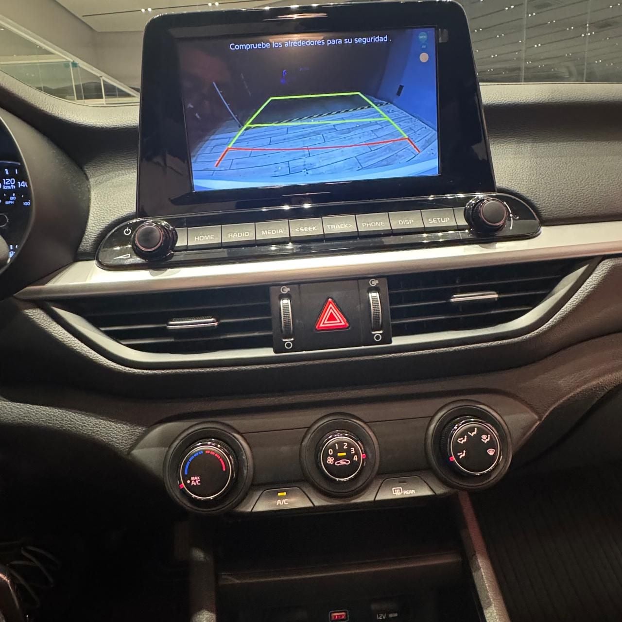 2024 Kia Forte 2.0 L Sedan At