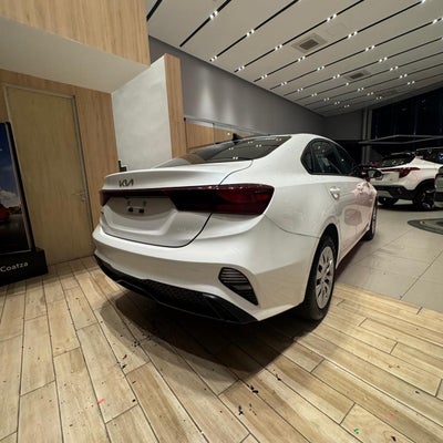 2024 Kia Forte 2.0 L Sedan At