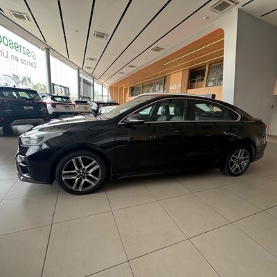 2020 Kia Forte 2.0 GT Line 4p At
