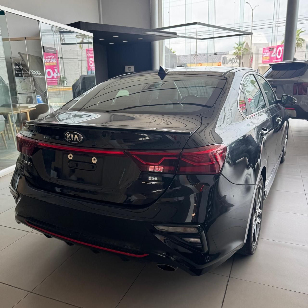 2020 Kia Forte 2.0 GT Line 4p At