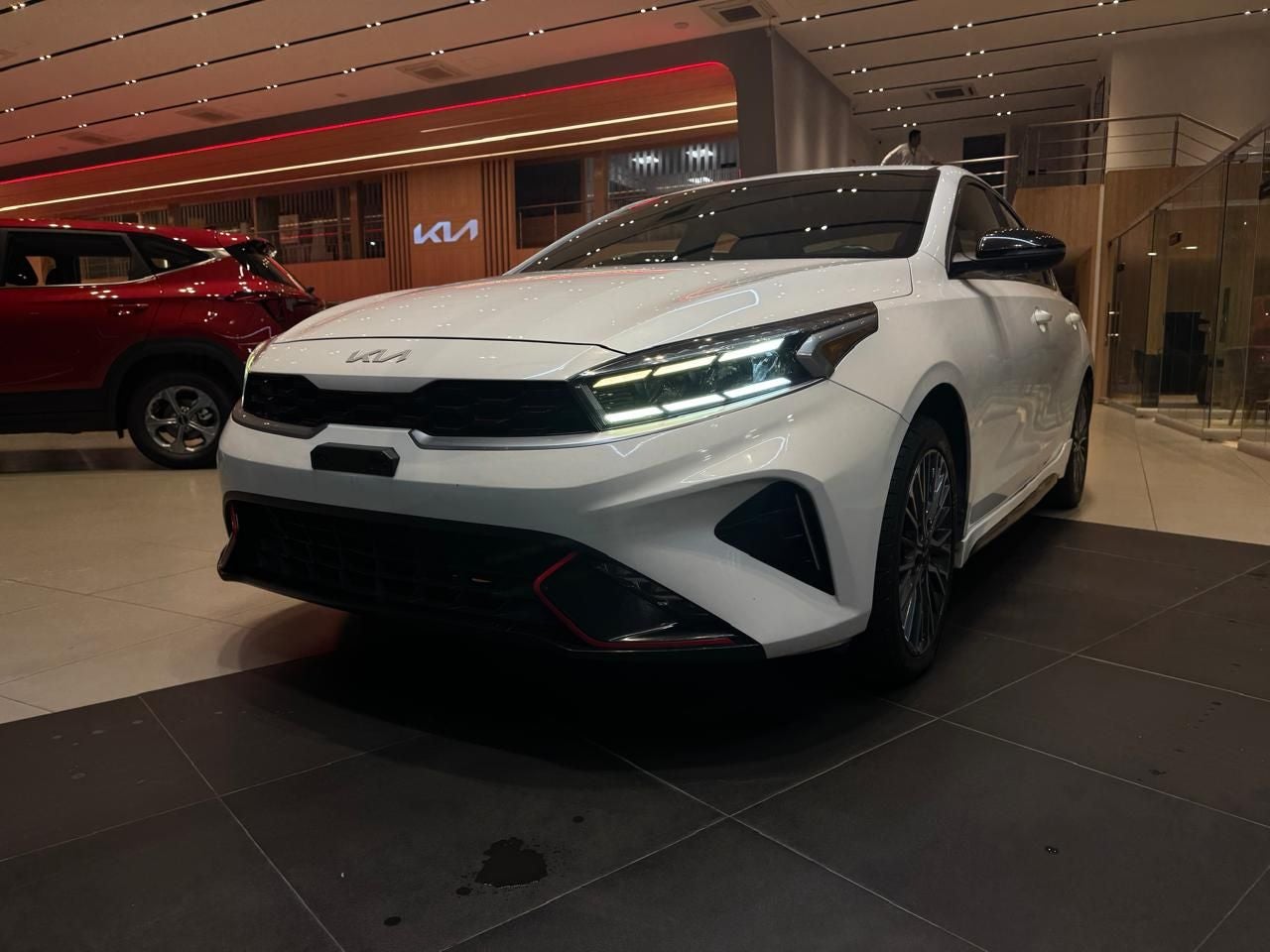 2023 Kia Forte 2.0 GT Line Sedan At