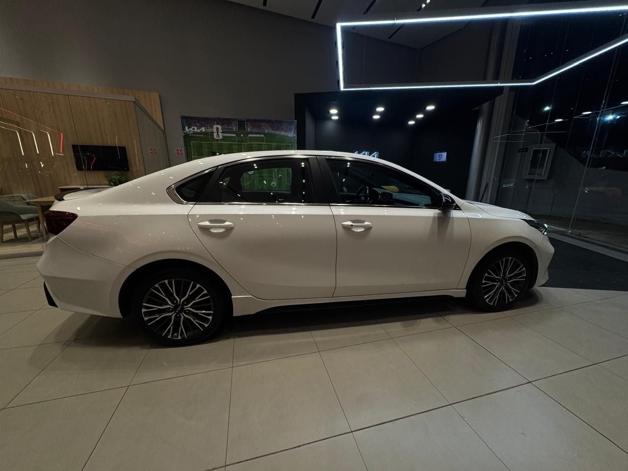 2023 Kia Forte 2.0 GT Line Sedan At