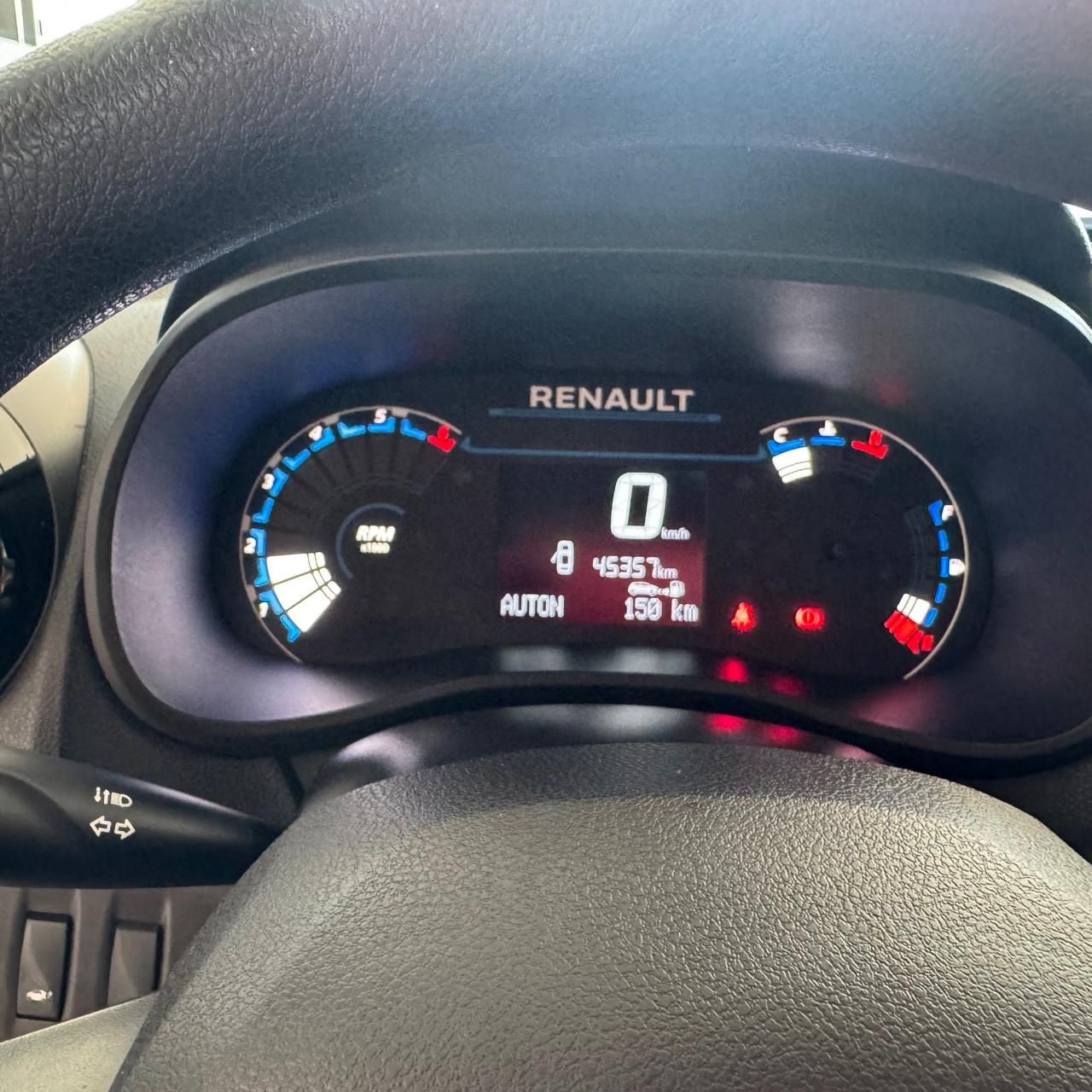 2024 Renault Kwid 1.0 Iconic Mt