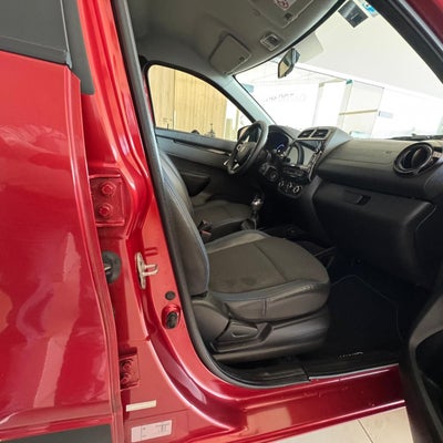 2024 Renault Kwid 1.0 Iconic Mt