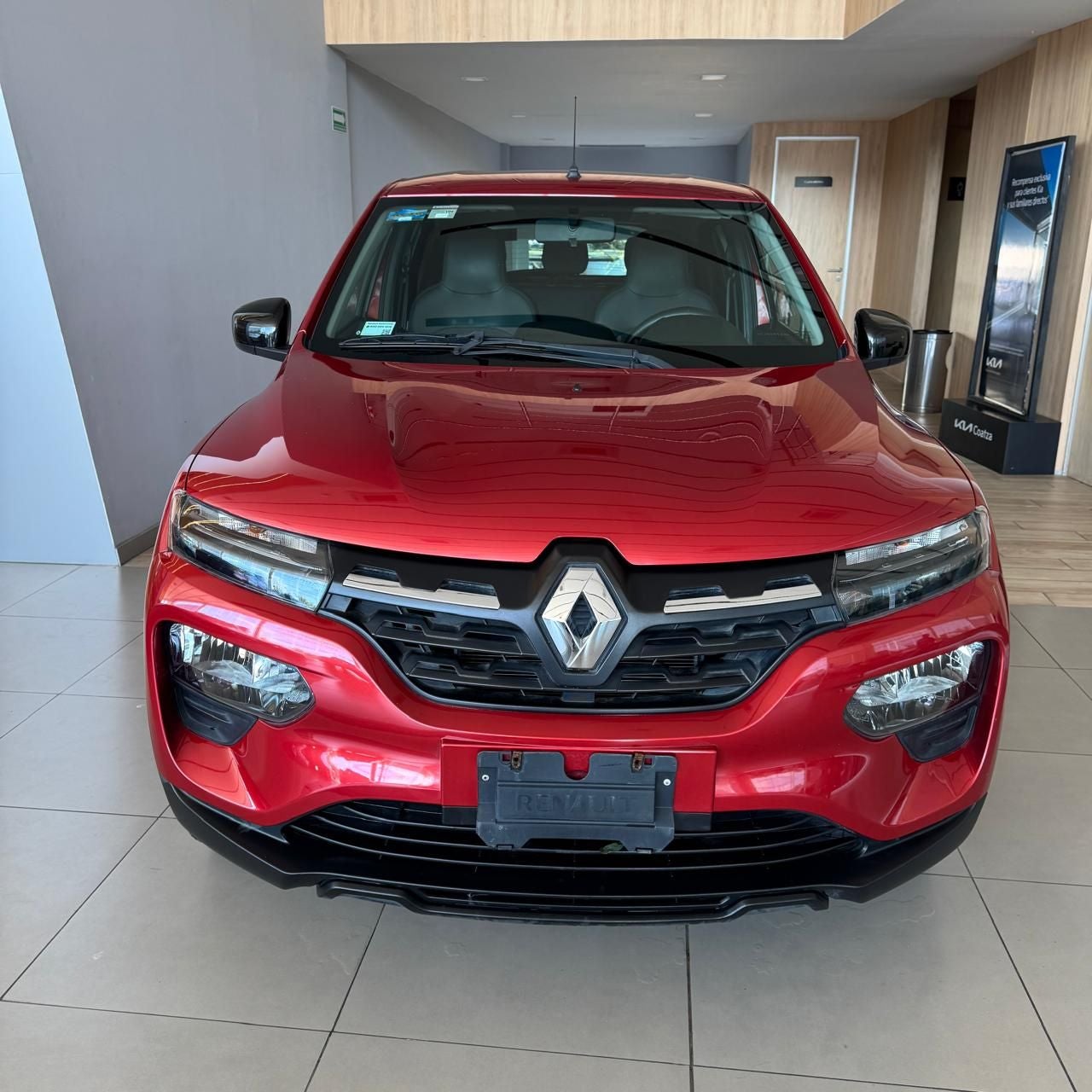 2024 Renault Kwid 1.0 Iconic Mt