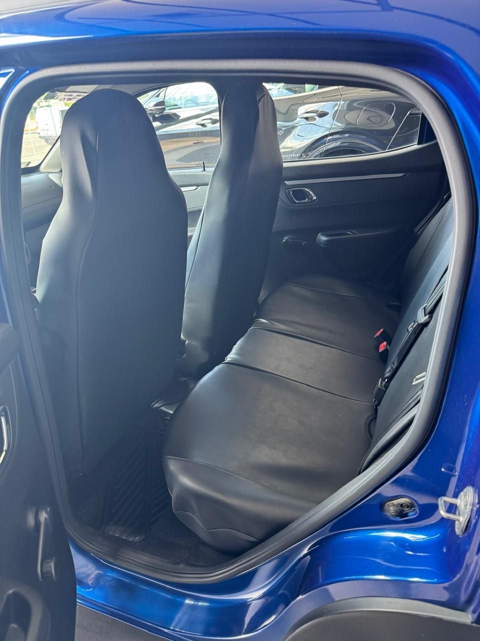 2025 Renault Kwid 1.0 Outsider Mt