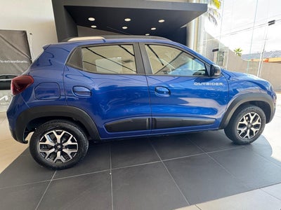 2025 Renault Kwid 1.0 Outsider Mt