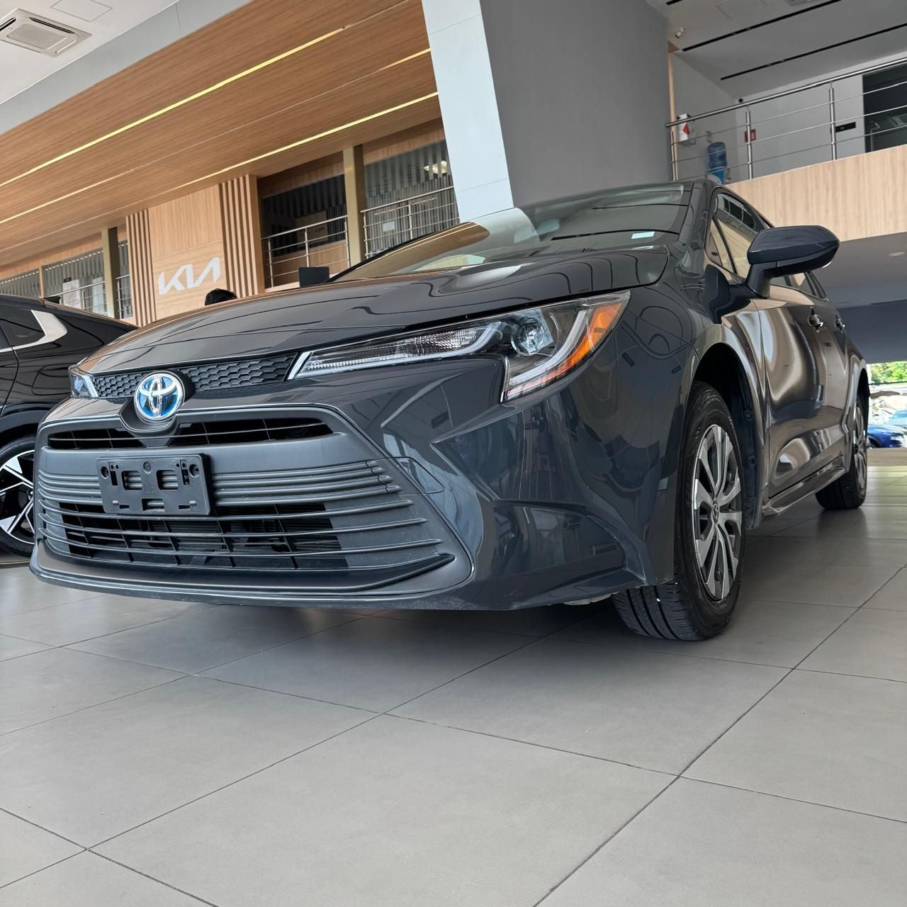 2025 Toyota Corolla 1.8 Le Hybrid At