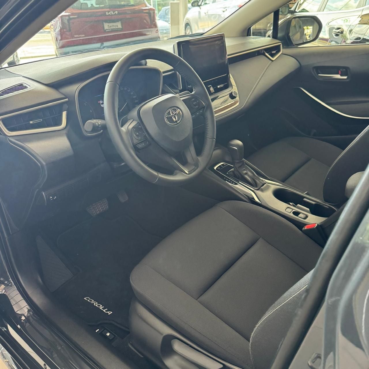 2025 Toyota Corolla 1.8 Le Hybrid At