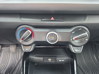 2023 Kia Rio 1.6 Hb LX Mt