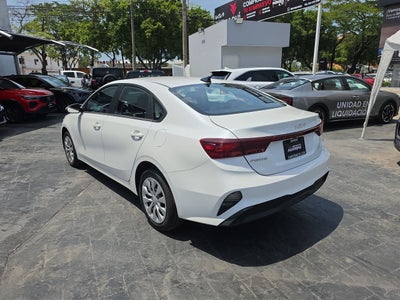 2023 Kia Forte 2.0 L Sedan At
