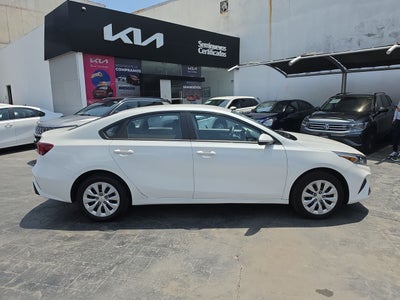 2023 Kia Forte 2.0 L Sedan At