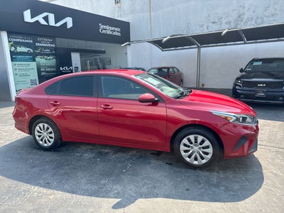 2022 Kia Forte 2.0 L At