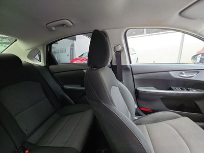 2023 Kia Forte 2.0 Lx Sedan At