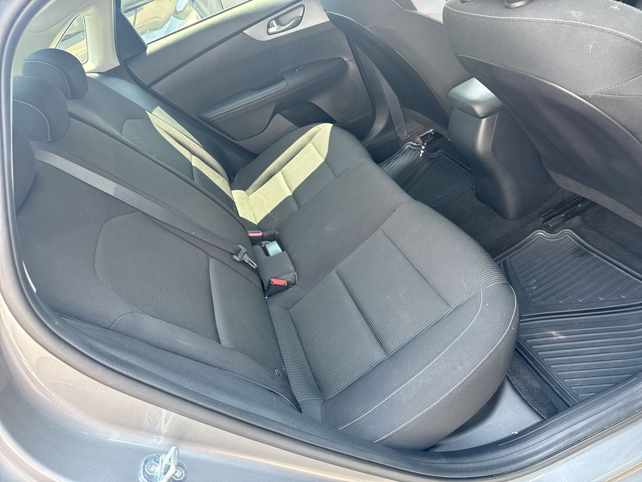 2021 Kia Forte 2.0 LX 4 p At