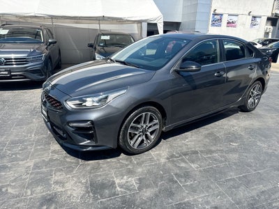 2021 Kia Forte 2.0 GT Line 4p At