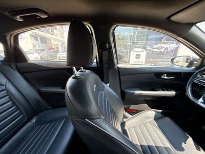 2021 Kia Forte 2.0 GT Line 4p At