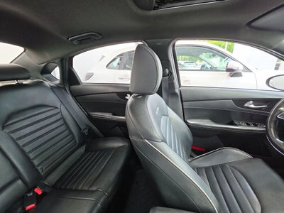 2021 Kia Forte 2.0 GT Line 4p At