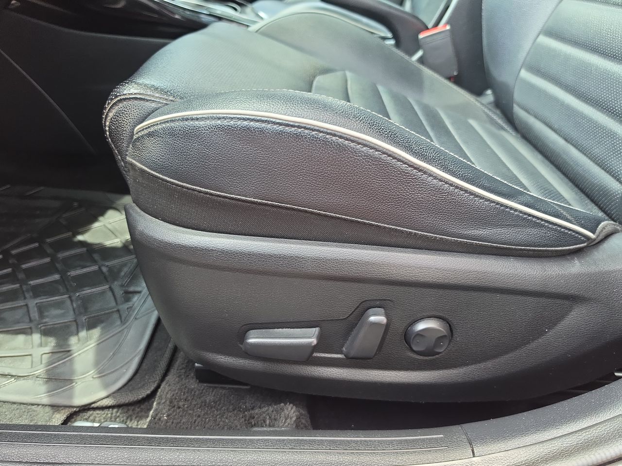 2021 Kia Forte 2.0 GT Line 4p At