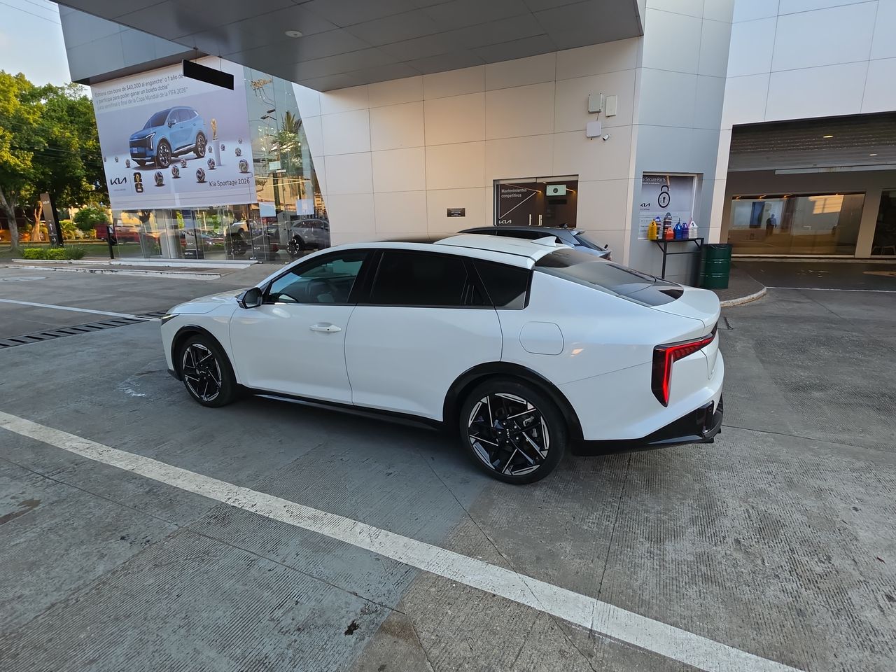 2026 Kia K4 2.0 Gt Line IVT At
