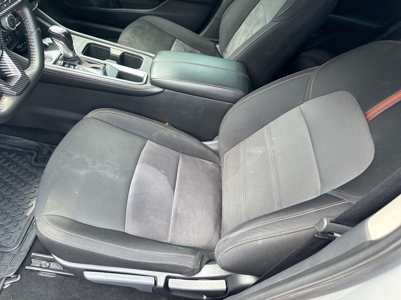 2024 Nissan Sentra 2.0 SR At