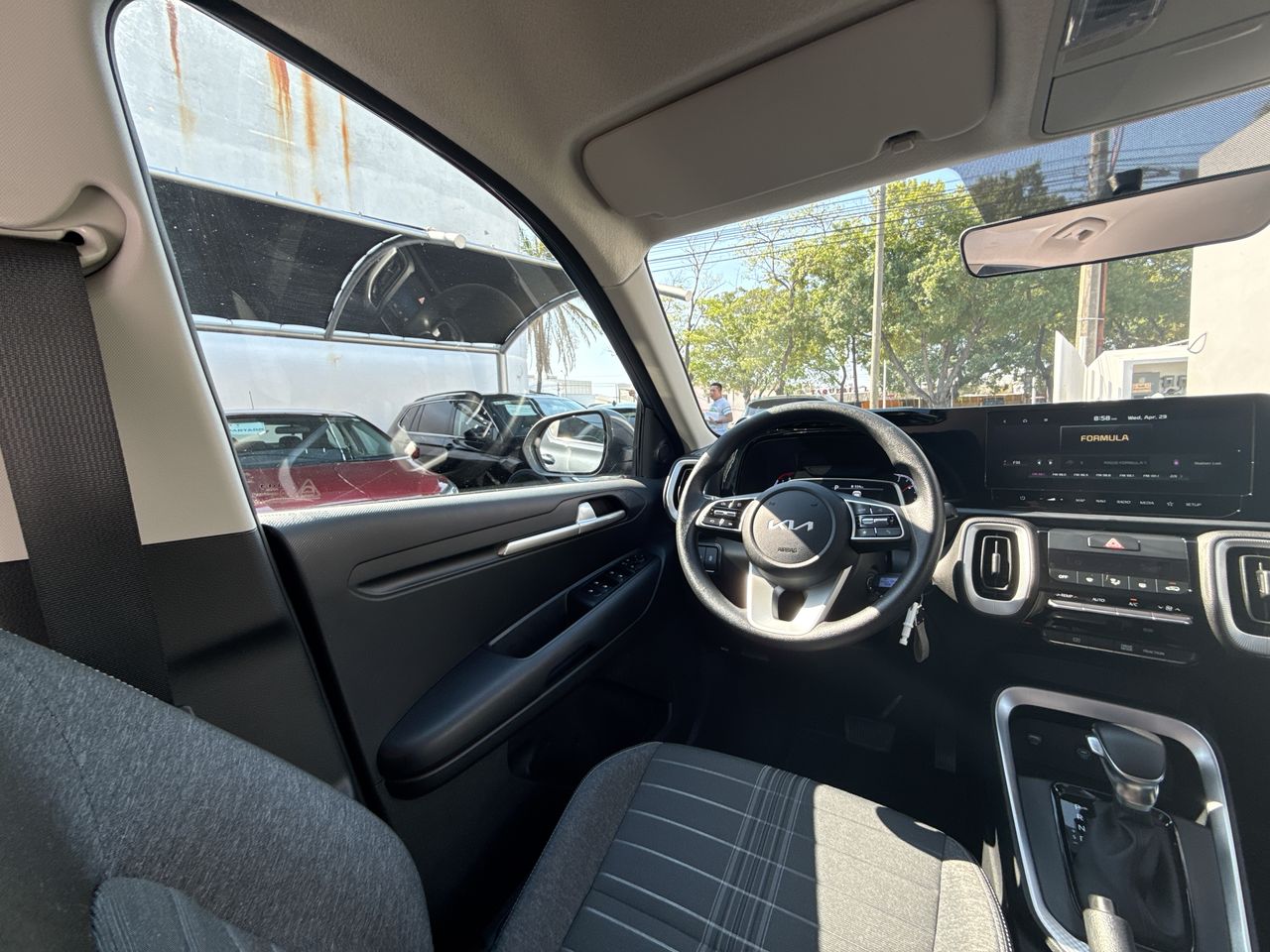 2026 Kia Sonet 1.5 Ex At