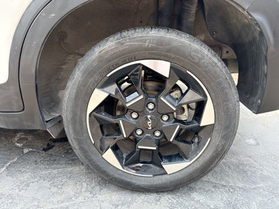 2024 Kia Sonet 1.5 Sx At