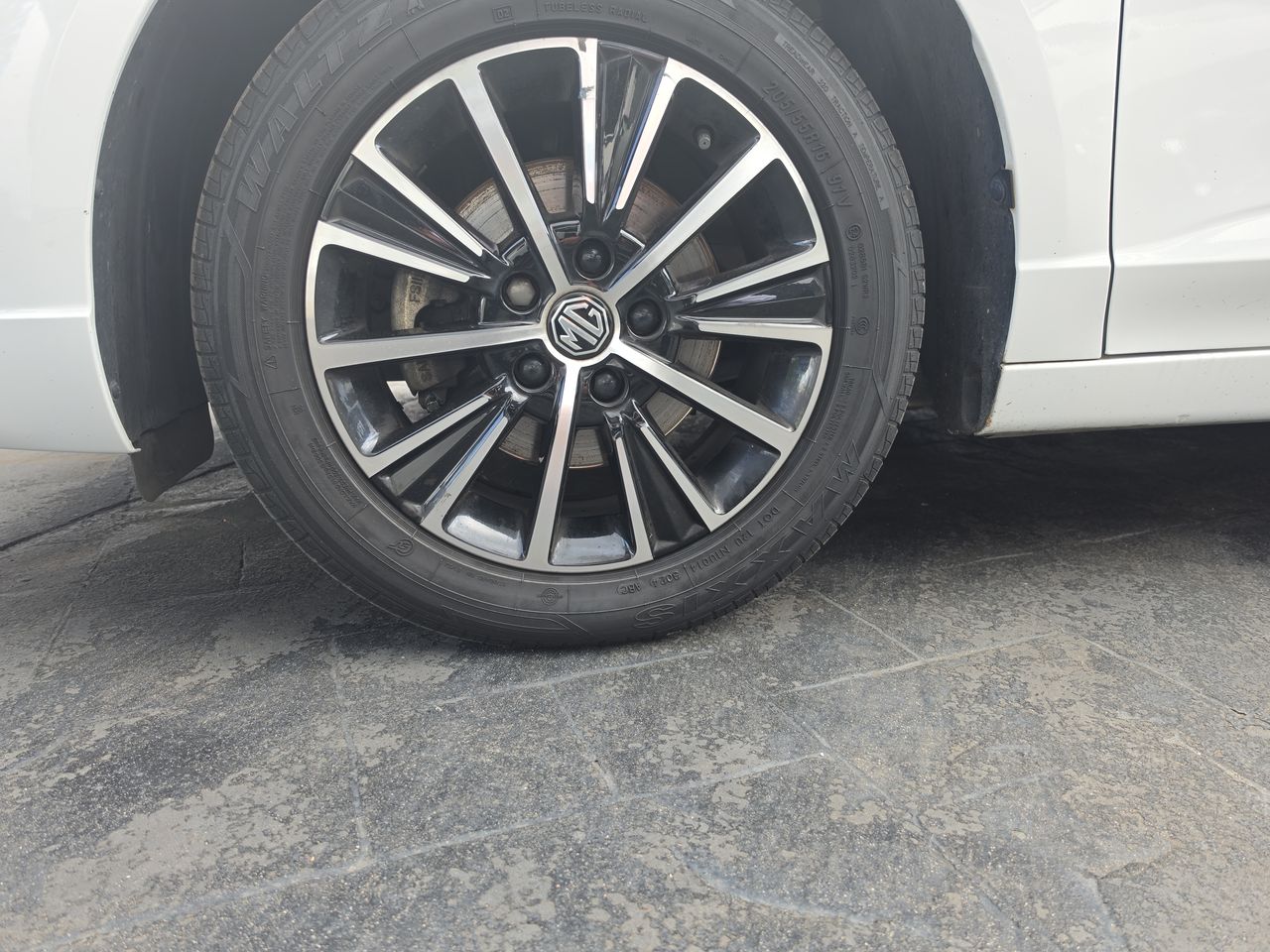 2025 MG MG 5 1.5 DEL Elegance At