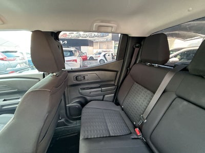 2025 Mitsubishi L200 2.4 Glx Cabina Doble 4x2 Mt