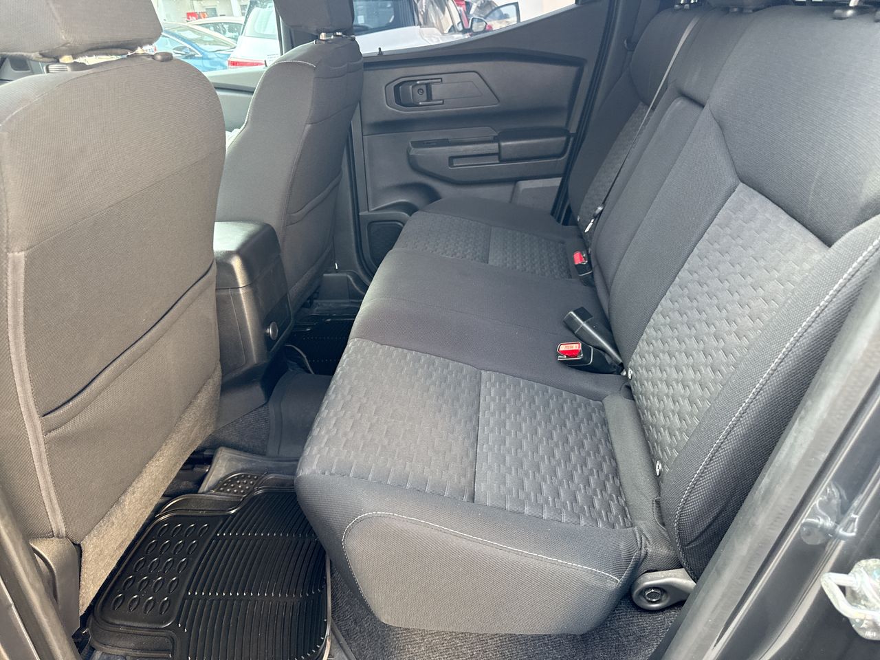 2025 Mitsubishi L200 2.4 Glx Cabina Doble 4x2 Mt