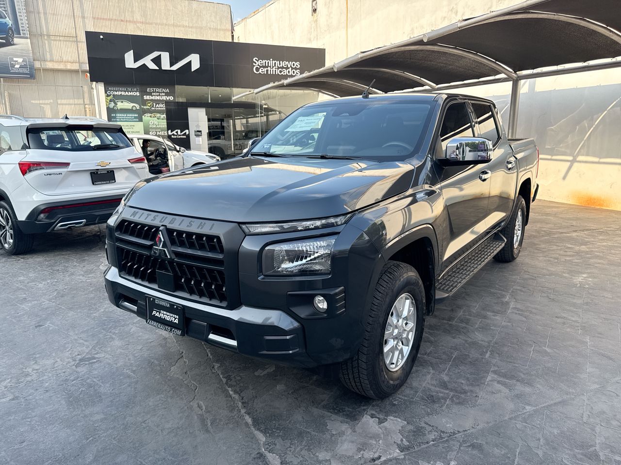 2025 Mitsubishi L200 2.4 Glx Cabina Doble 4x2 Mt